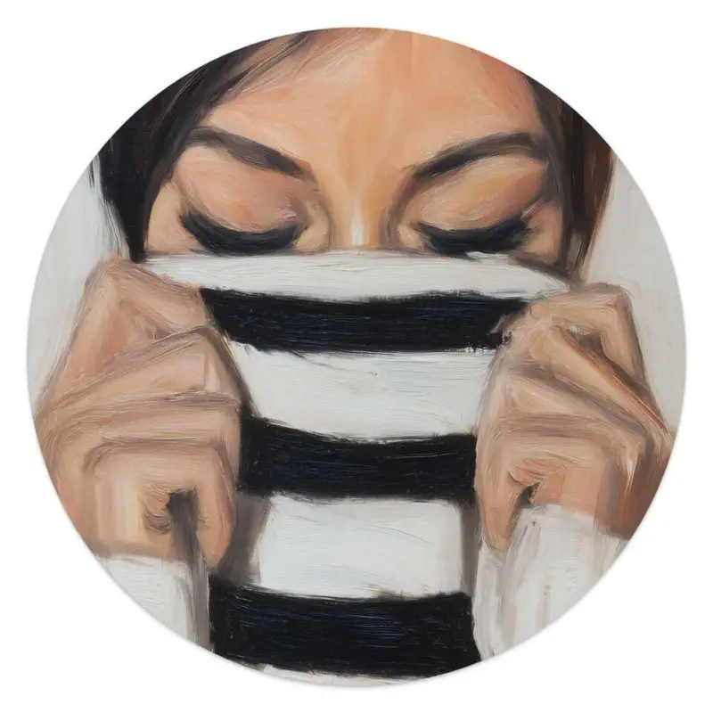 Commander Maintenant Glasschilderij Verstopt achter de trui - Ø 50 - Zwart-Wit